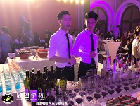 調(diào)酒師培訓(xùn)—香港華新國際美容集團年度VIP論壇展翅調(diào)酒師戶外實踐