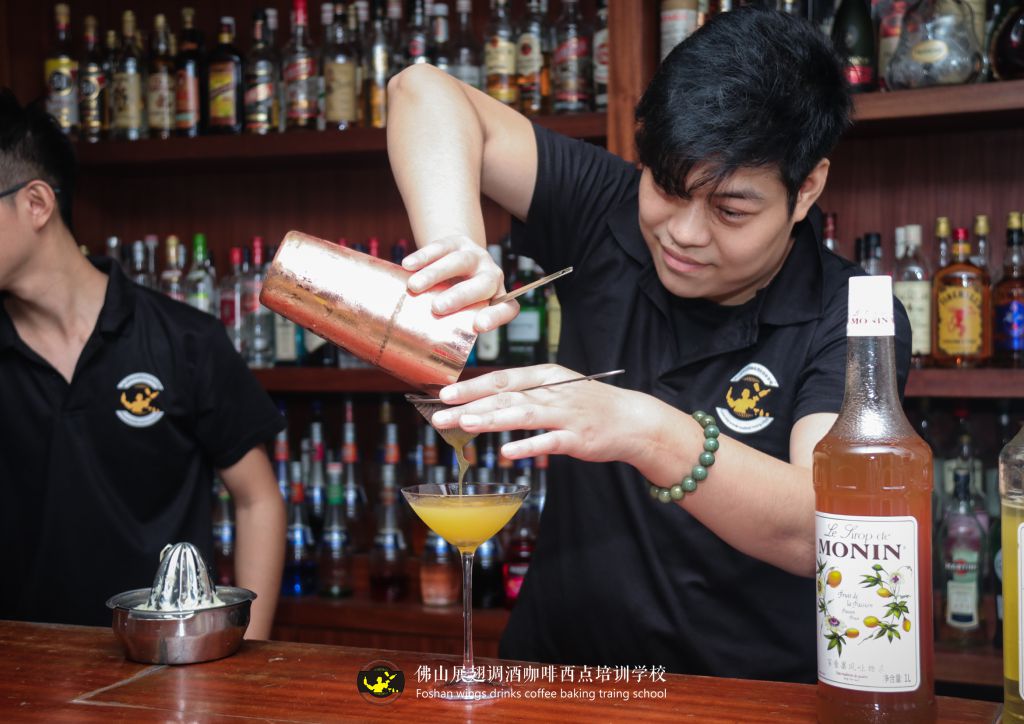 當調酒師要怎么做?